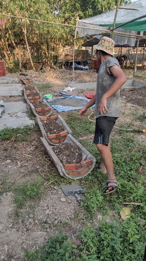 Mae Sot Commune Exterior foto